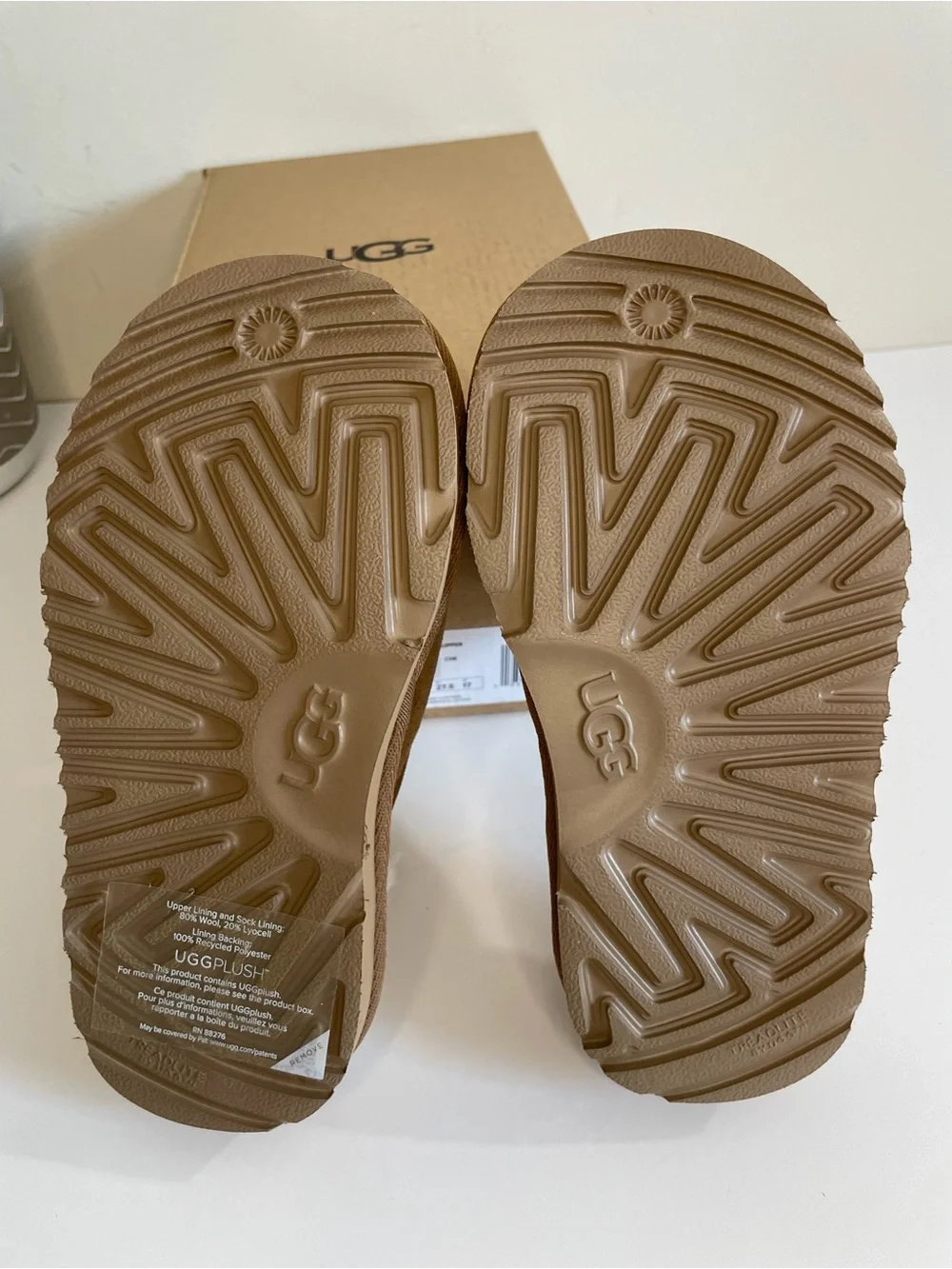 UGG Keegan Chestnut Suede Slide Slippers Shearling Kids Size 12M Cozy Comfort